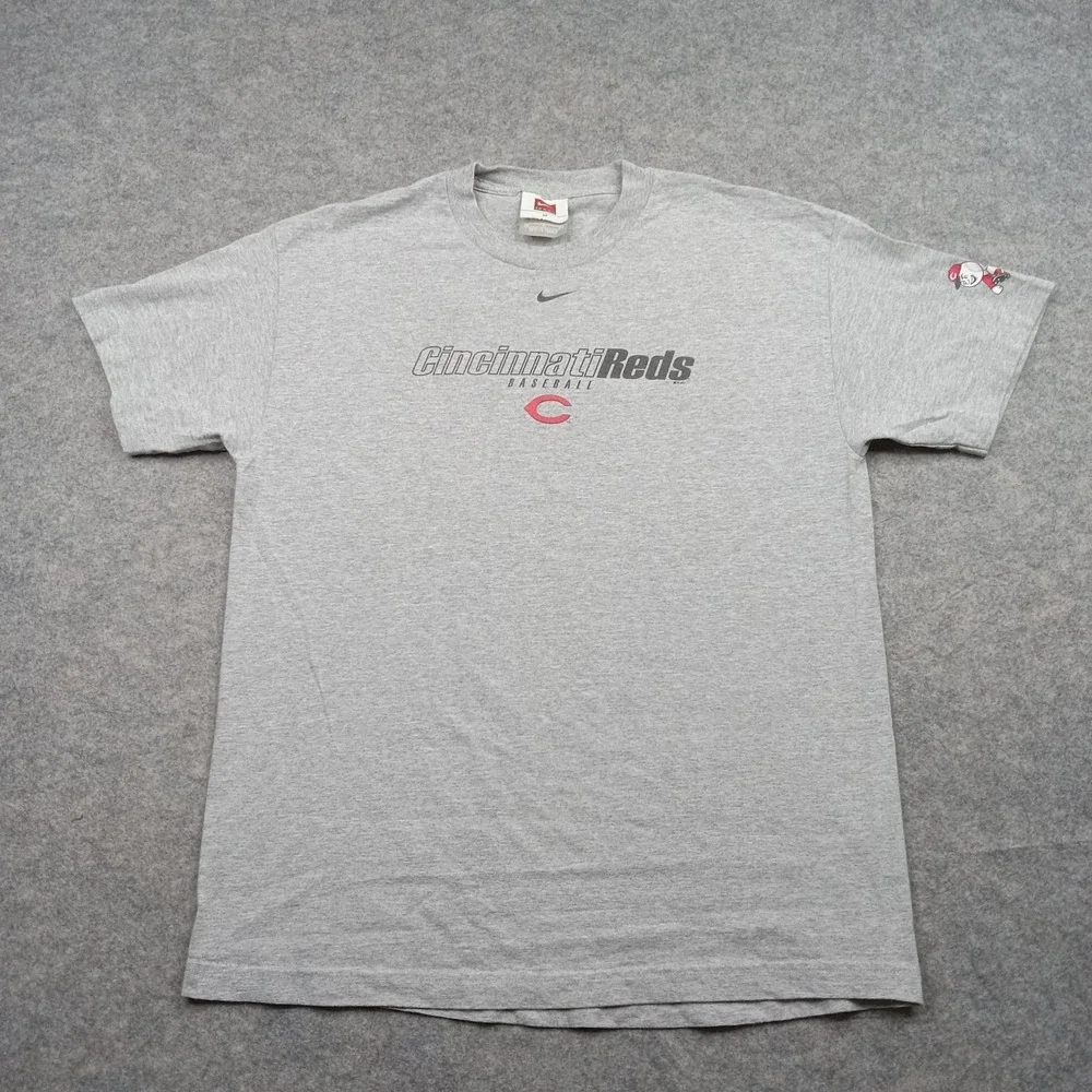 Cincinnati Reds Shirt Men Medium MLB Baseball Tee Crew Graphic Vintage Nike Team